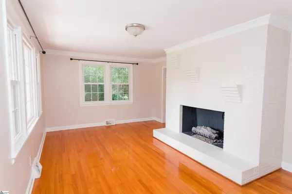 Greer, SC 29650,114 Lee Circle