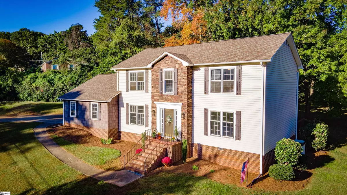 Taylors, SC 29687,3 E Indian Trail