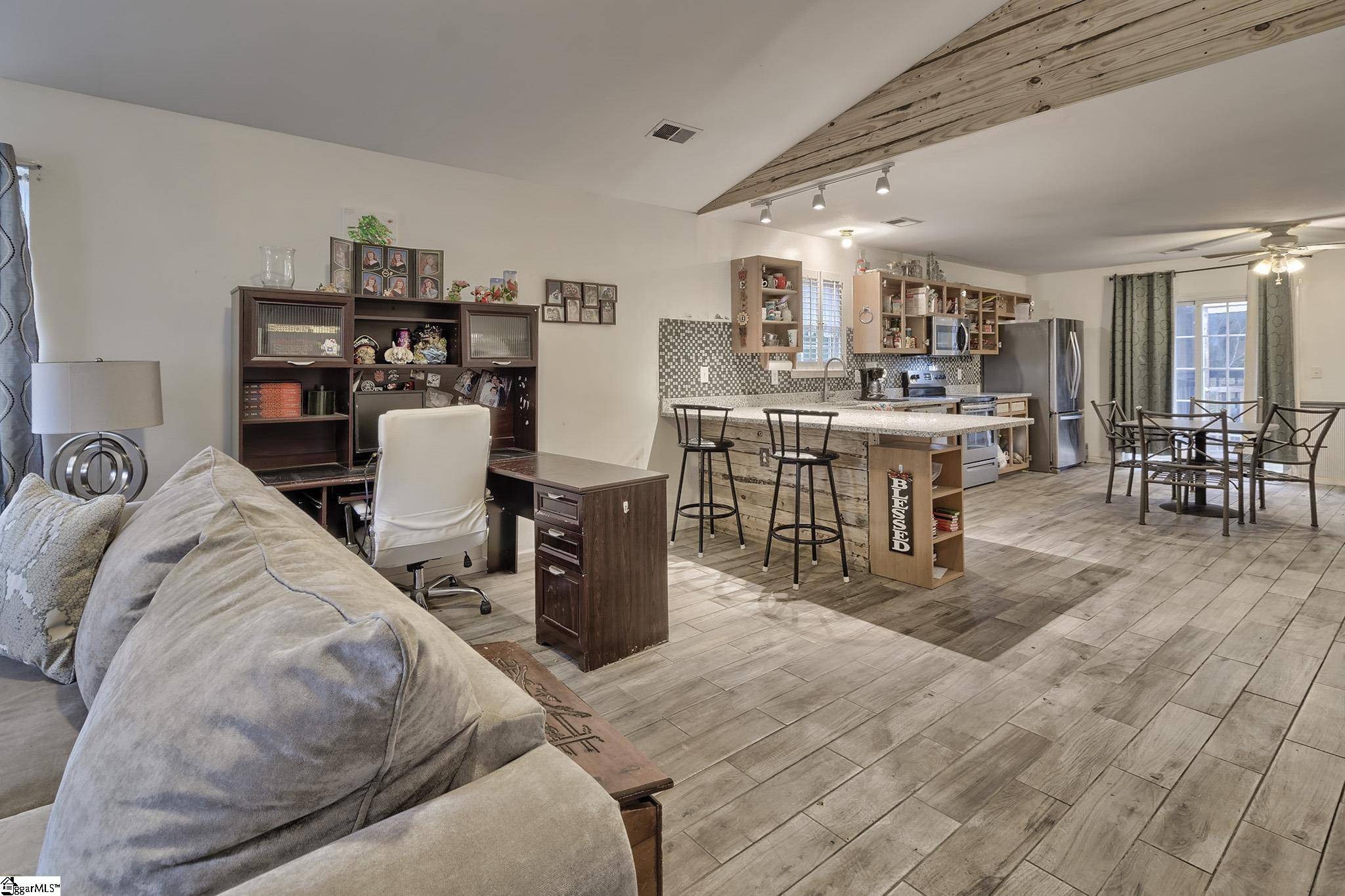 Liberty, SC 29657-3308,104 Aubrey Lane