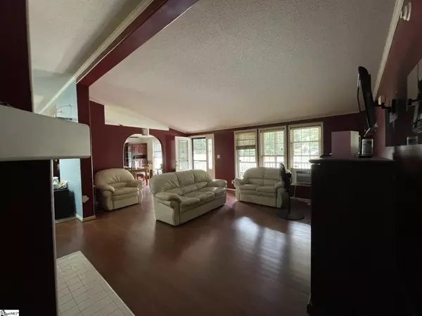 Simpsonville, SC 29681,14 Fieldmont Circle