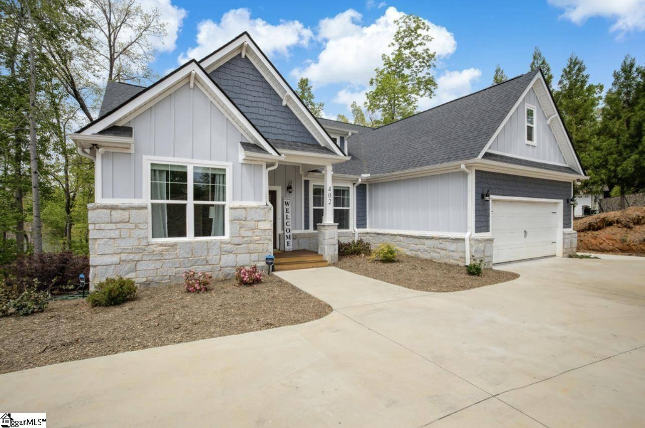 West Union, SC 29696,402 Bay Hill Drive