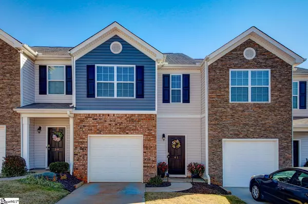 41 Moorlyn Lane, Greer, SC 29650