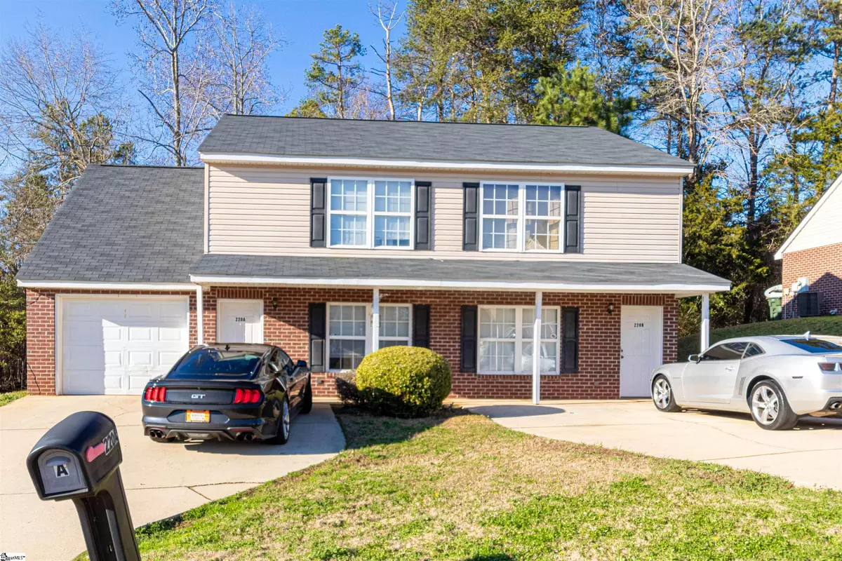 Easley, SC 29642,220 SPRINGFIELD Circle