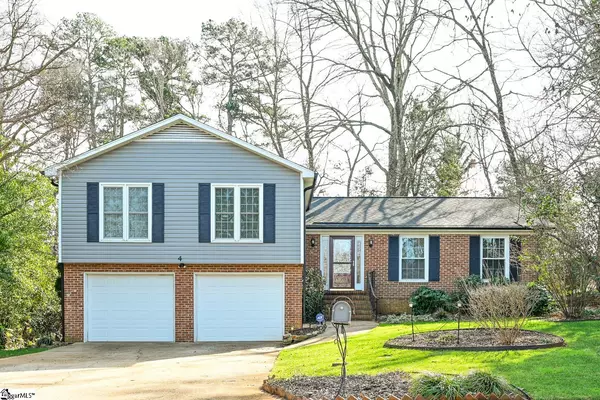 4 Indian Circle, Taylors, SC 29687