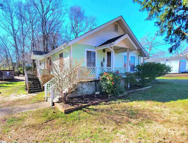 208 Midway Drive, Marietta, SC 29661