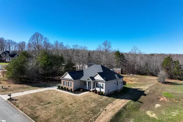 Simpsonville, SC 29680,133 Ladson lake Lane