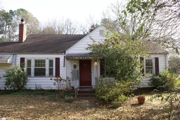 2224 East North Street, Greenville, SC 29607