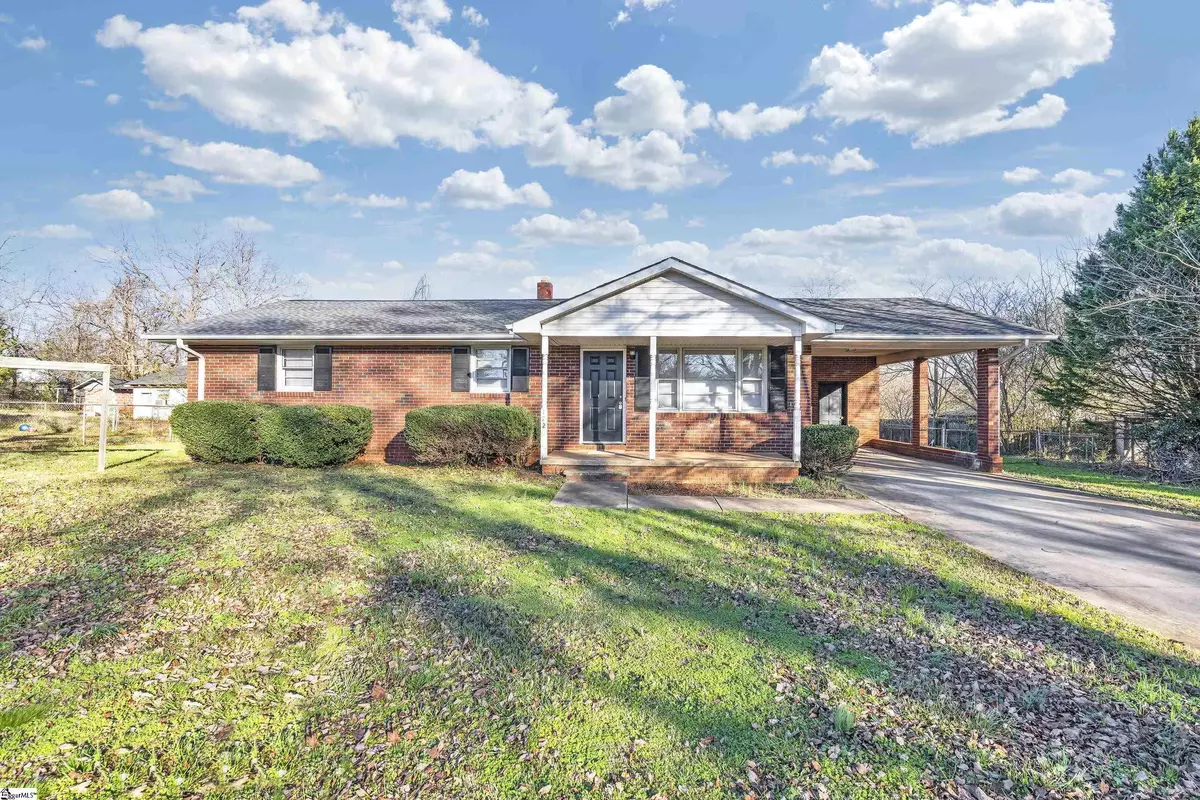 Moore, SC 29369,122 Collette Street