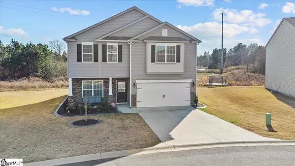 208 Addlestone Circle, Fountain Inn, SC 29644