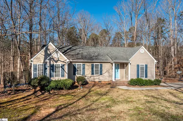 323 Gaston Circle, Westminster, SC 29693