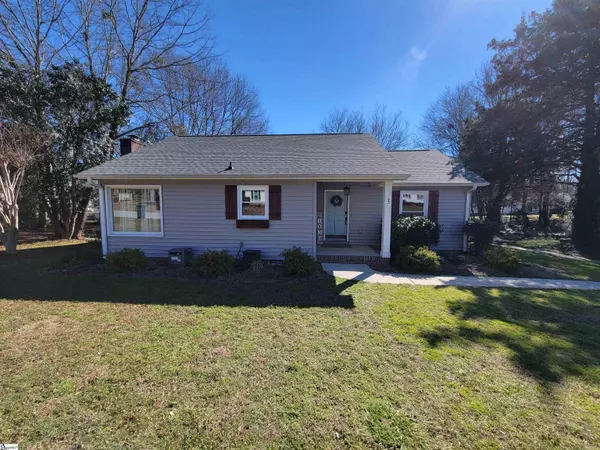 3 Buckingham Way, Taylors, SC 29687