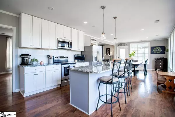 Gray Court, SC 29645,801 Deck Road