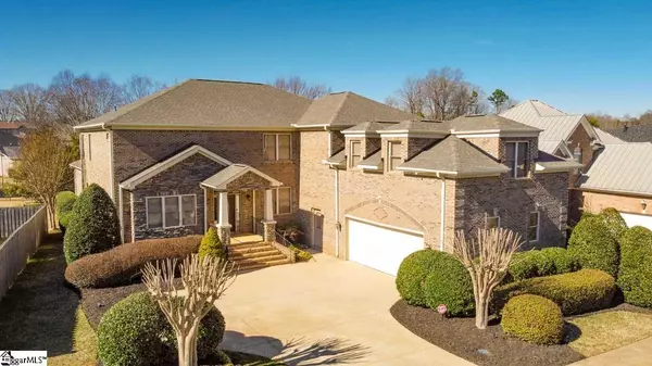 17 Ruby Lake Lane, Simpsonville, SC 29681