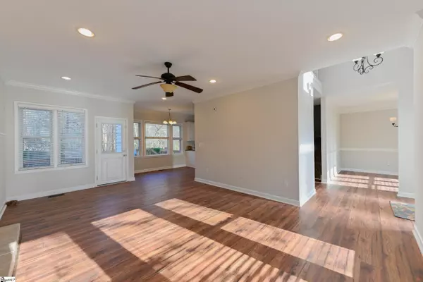 Moore, SC 29369,206 Old Colony Lane