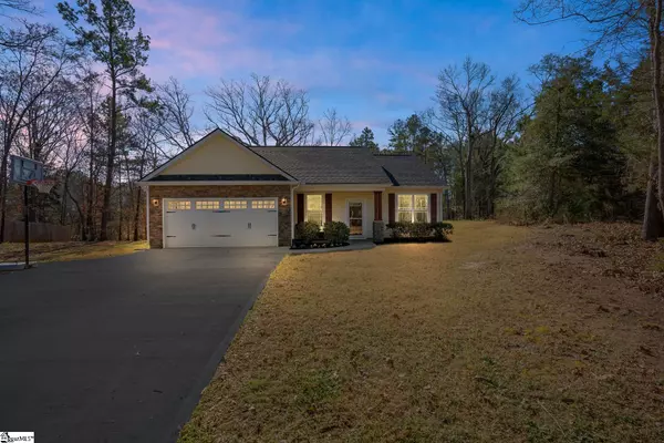 516 Blossom Branch Road, Piedmont, SC 29673