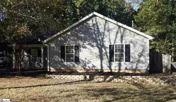 131 Hughes Street, Fountain Inn, SC 29644