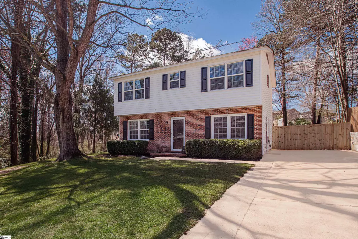 Simpsonville, SC 29680,206 Chuckwood Drive