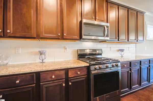 Simpsonville, SC 29680-6598,206 Bank Swallow Way