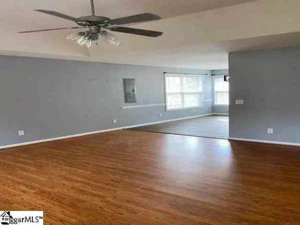 Liberty, SC 29657,128 Crimson Leaf Lane