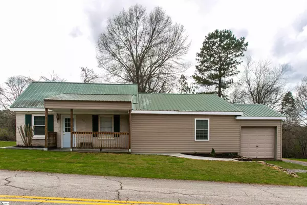 321 Wood Street, Central, SC 29630