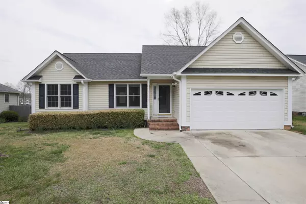 302 Frostberry Court, Fountain Inn, SC 29644