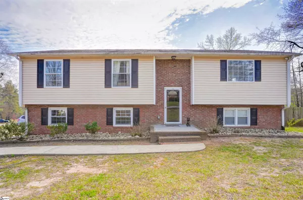 112 Redwood Drive, Easley, SC 29642