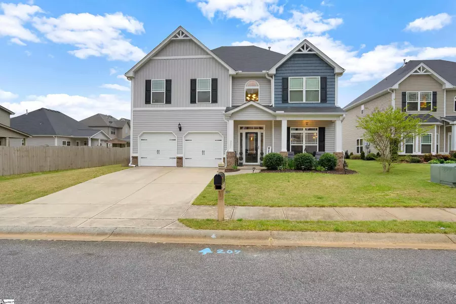 207 E Farrell Drive, Woodruff, SC 29388