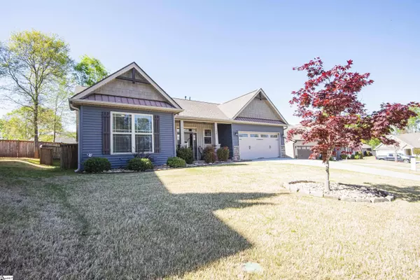 104 Colewood Place, Simpsonville, SC 29681