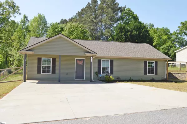 251 Settle Avenue, Campobello, SC 29322