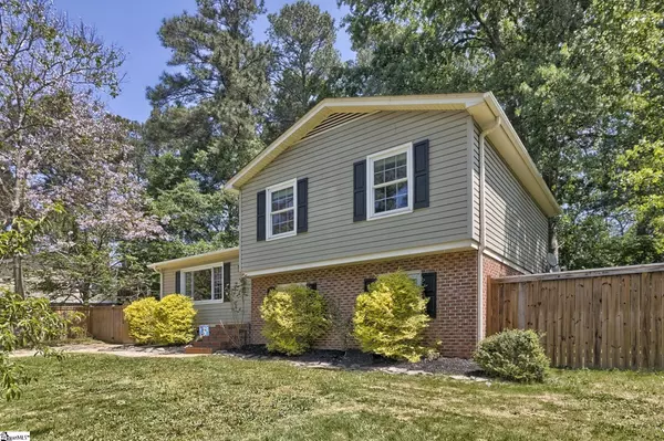 Simpsonville, SC 29680,204 Willowtree Drive