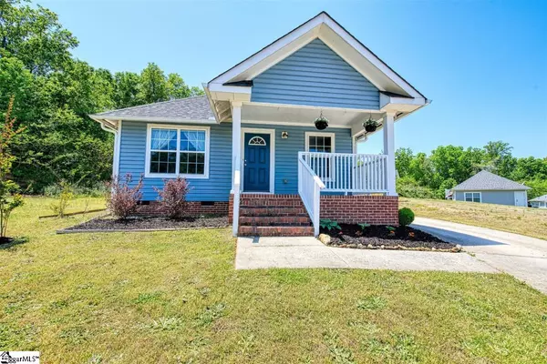 212 Kara Court, Taylors, SC 29687