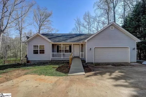 21 Red Cardinal Court, Taylors, SC 29687