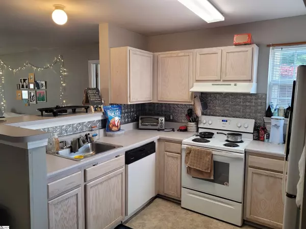 Central, SC 29630,142 C University Village Drive