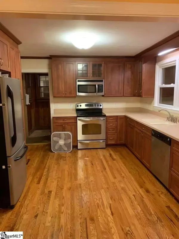 Liberty, SC 29657,11 Perry Street