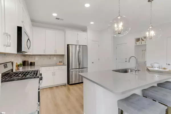 Simpsonville, SC 29680,4 Bucklick Creek Court