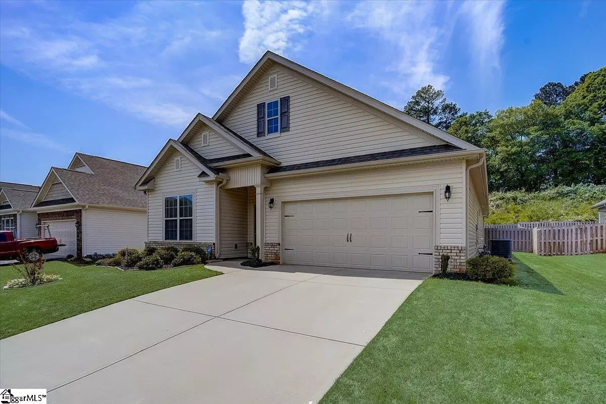 Boiling Springs, SC 29316-6182,957 Deepwood Court