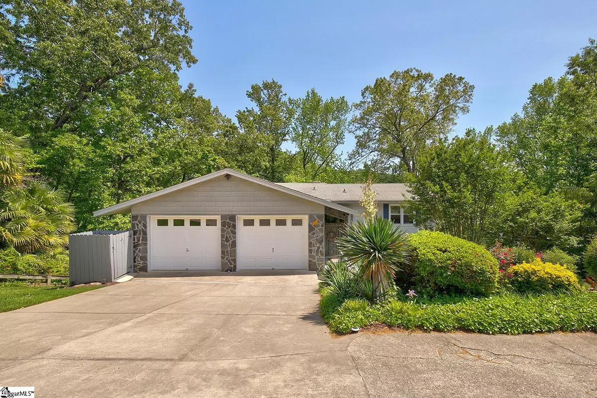 Greenville, SC 29611,11 Saluda Lake Circle