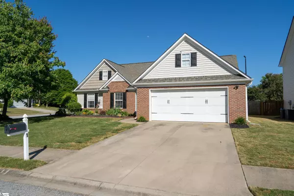 Simpsonville, SC 29680,1 Kirkshire Lane