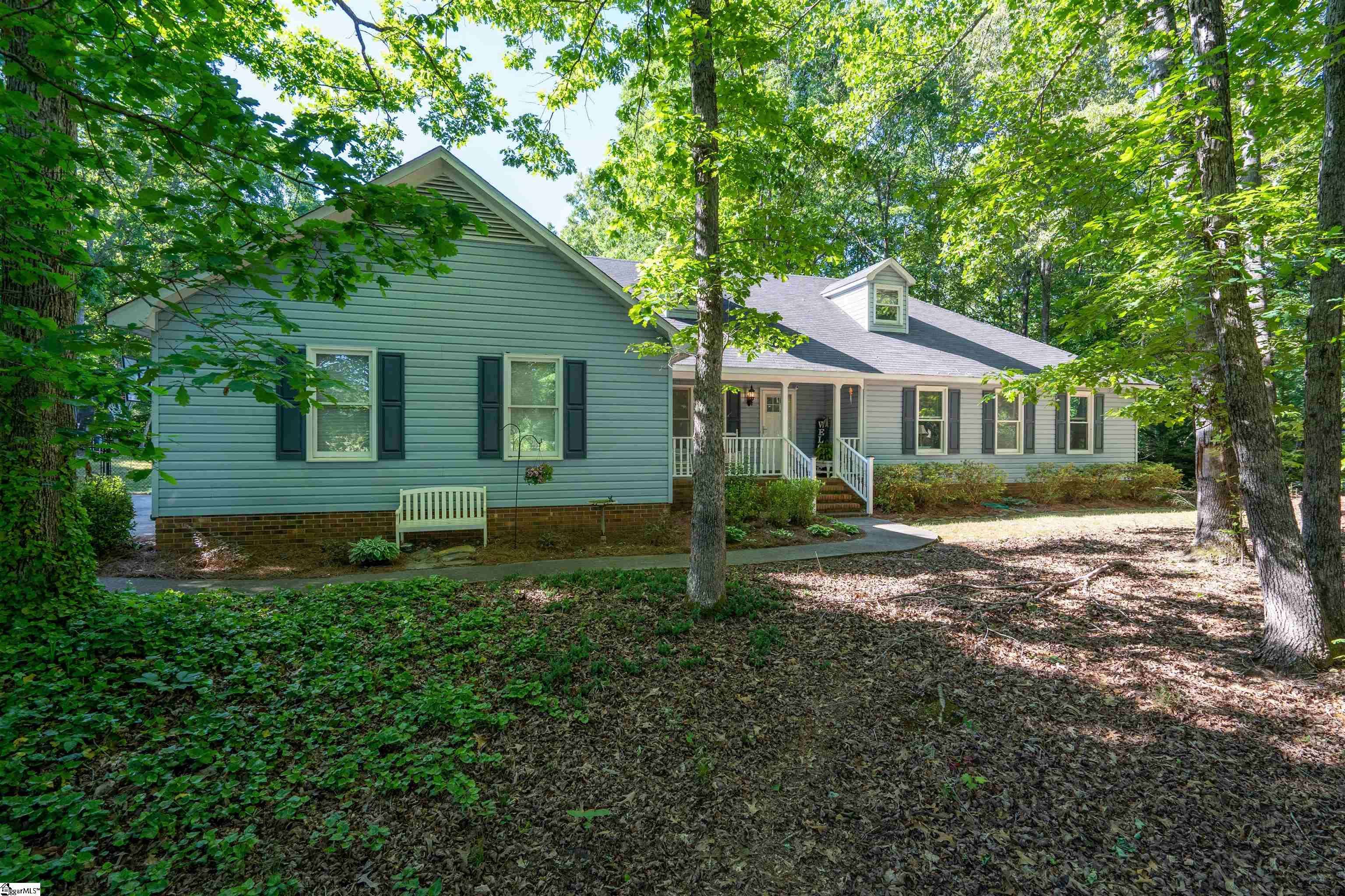 26 N WINDWARD Court, Taylors, SC 29687-6151