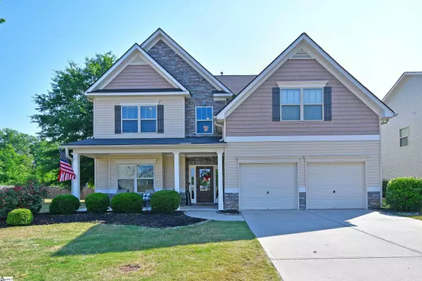 201 Chestnut Grove Lane, Simpsonville, SC 29680