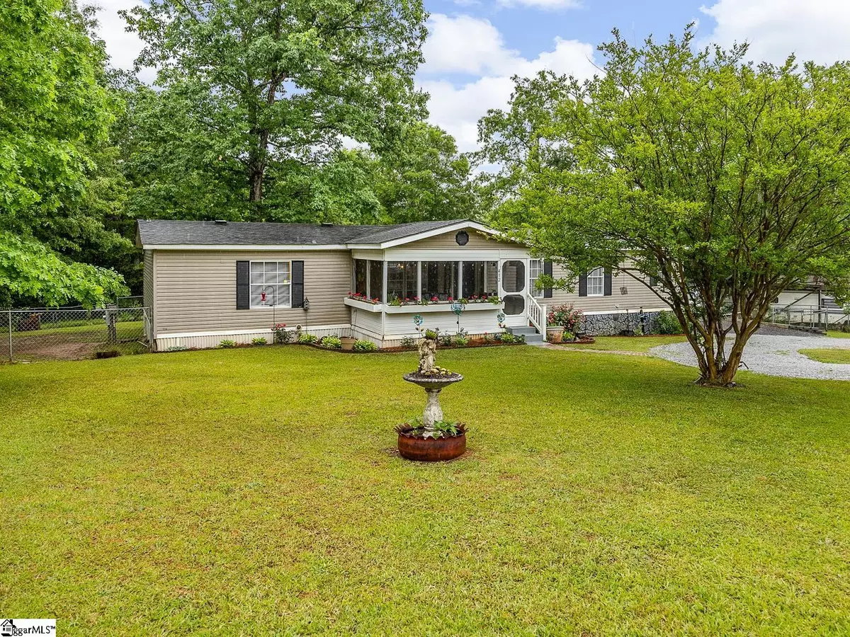 Marietta, SC 29661,412 White Oak Way