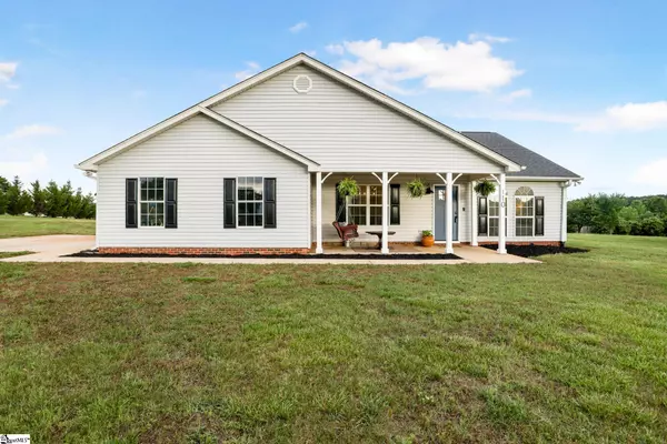 110 Gray Fox Run, Chesnee, SC 29323