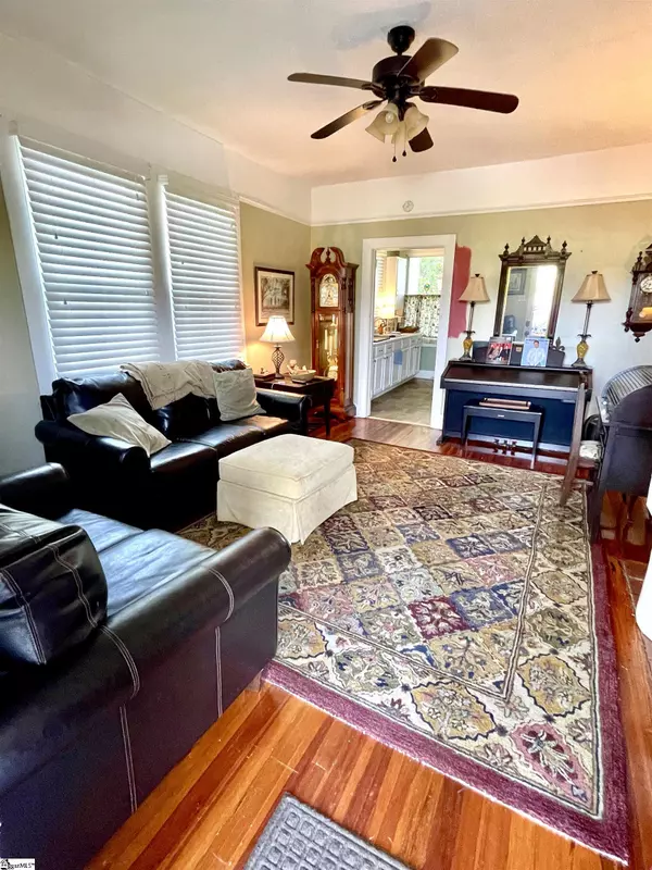 Lyman, SC 29365-1642,27 Brook Street
