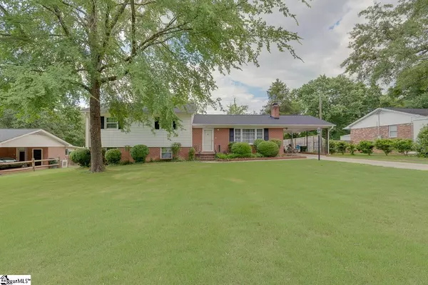 121 Hartsville Drive, Taylors, SC 29687