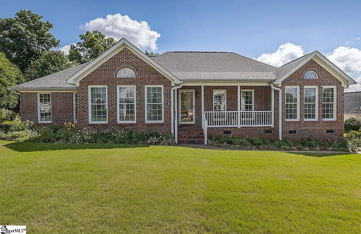 Simpsonville, SC 29681,314 Clevington Way