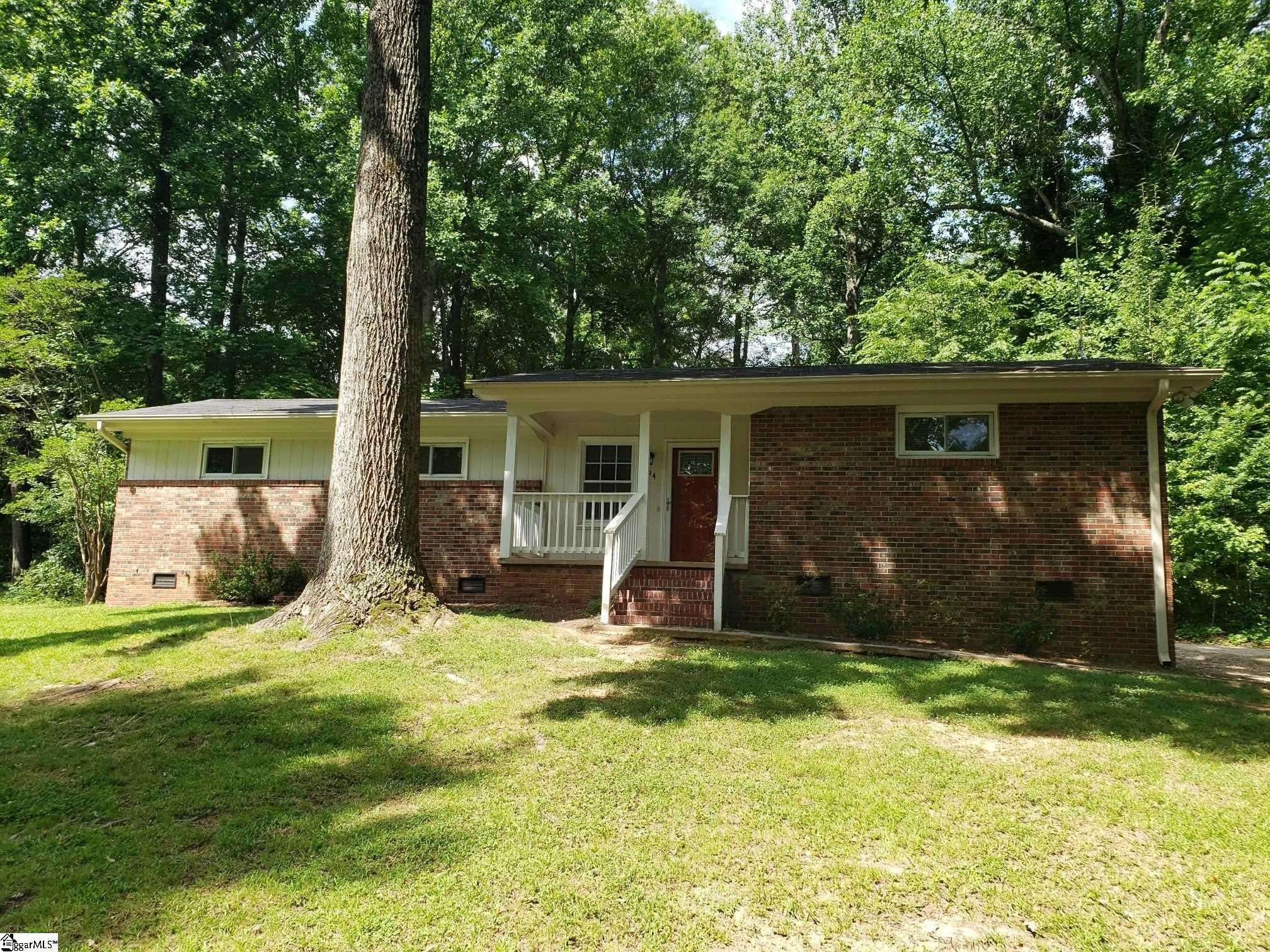 104 Westwood Drive, Simpsonville, SC 29680