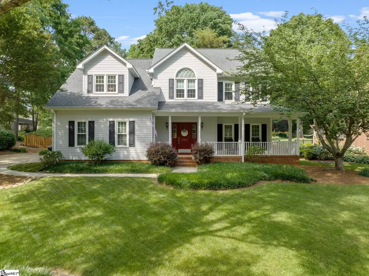 Simpsonville, SC 29681,229 Holly Crest Circle