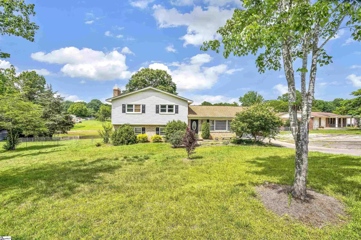 Liberty, SC 29657,101 Lakeside Lane