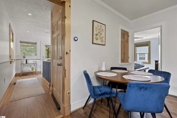 Greenville, SC 29605,108 Hawthorne Lane