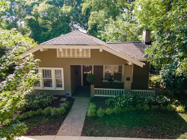 13 Vannoy Street, Greenville, SC 29601